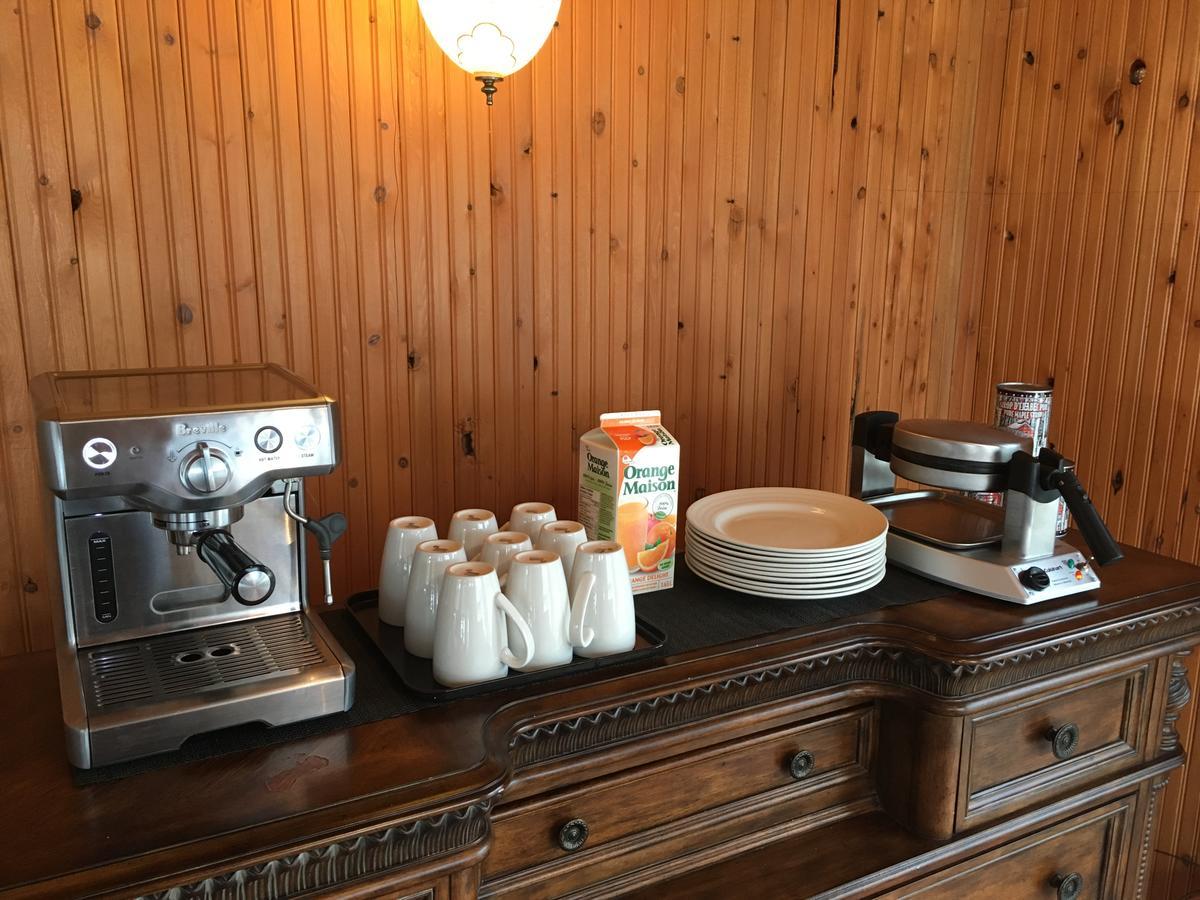 La Chouette Viree Bed and Breakfast Grandes-Bergeronnes Eksteriør billede